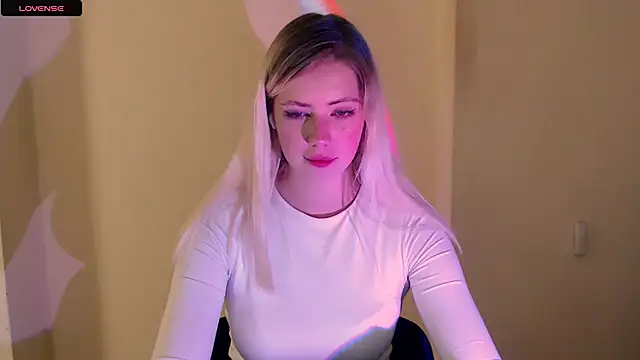 AliceHotty  online show from September 2025 09:47:02 AM