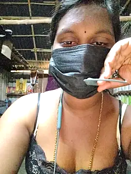 Snapshot of Tamildivya18 chatting on September 2025 05:08:01 AM Tamildivya18 online show from September 2025 05:08:01 AM