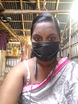 Snapshot of Tamildivya18 chatting on November 2025 04:56:01 AM Tamildivya18 online show from November 2025 04:56:01 AM