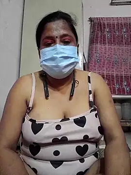 Snapshot of mature_mimi chatting on September 2025 06:31:02 PM mature mimi online show from September 2025 06:31:02 PM