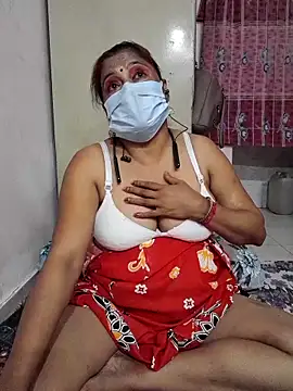 Snapshot of mature_mimi chatting on October 2025 06:05:01 PM mature mimi online show from October 2025 06:05:01 PM