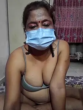 Snapshot of mature_mimi chatting on October 2025 06:01:01 PM mature mimi online show from October 2025 06:01:01 PM