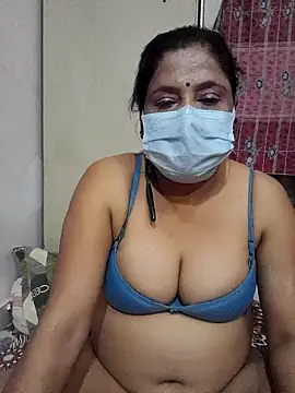 Snapshot of mature_mimi chatting on November 2025 06:08:01 PM mature mimi online show from November 2025 06:08:01 PM