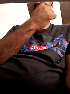 Snapshot of moonflower25 chatting on September 2025 03:50:01 AM moonflower25 online show from September 2025 03:50:01 AM