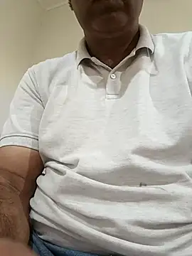 Snapshot of moonflower25 chatting on October 2025 06:14:01 AM moonflower25 online show from October 2025 06:14:01 AM