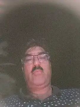 Snapshot of moonflower25 chatting on October 2025 08:20:02 PM moonflower25 online show from October 2025 08:20:02 PM