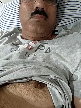 moonflower25 online show from October 2025 08:53:02 PM