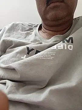 moonflower25 online show from March 2026 03:45:02 AM