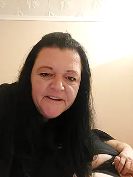 BlacReign online show from October 2025 06:48:01 PM