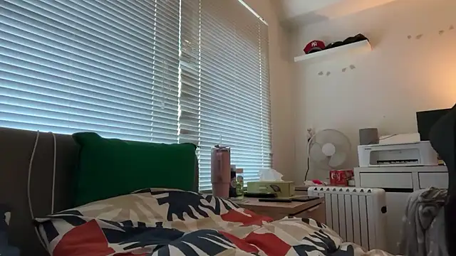 Snapshot of zoetaylorxxx chatting on December 2025 01:42:01 PM zoetaylorxxx online show from December 2025 01:42:01 PM