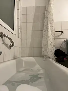 Emilia Mausi online show from March 2026 08:36:02 PM