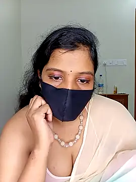 Snapshot of Rose-luckey chatting on September 2025 07:24:02 PM Rose-luckey online show from September 2025 07:24:02 PM