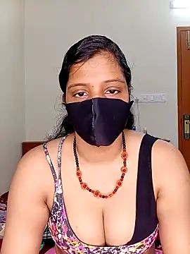 Snapshot of Rose-luckey chatting on September 2025 05:34:02 PM Rose-luckey online show from September 2025 05:34:02 PM