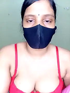 Snapshot of Rose-luckey chatting on October 2025 05:33:02 PM Rose-luckey online show from October 2025 05:33:02 PM