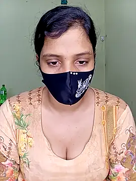 Snapshot of Rose-luckey chatting on December 2025 06:25:01 PM Rose-luckey online show from December 2025 06:25:01 PM