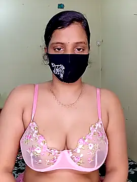 Snapshot of Rose-luckey chatting on December 2025 12:36:01 PM Rose-luckey online show from December 2025 12:36:01 PM