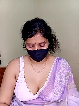 Rose-luckey online show from April 2026 07:58:02 PM