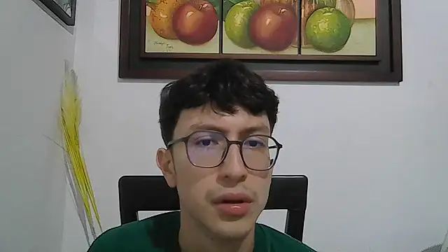 Snapshot of Kevintdx chatting on October 2025 02:57:02 AM Kevintdx online show from October 2025 02:57:02 AM