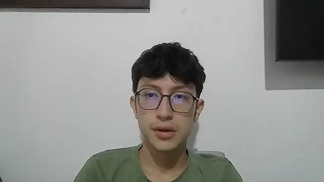 Snapshot of Kevintdx chatting on November 2025 02:54:01 AM Kevintdx online show from November 2025 02:54:01 AM