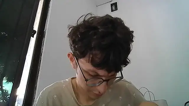 Snapshot of Kevintdx chatting on November 2025 06:52:02 PM Kevintdx online show from November 2025 06:52:02 PM