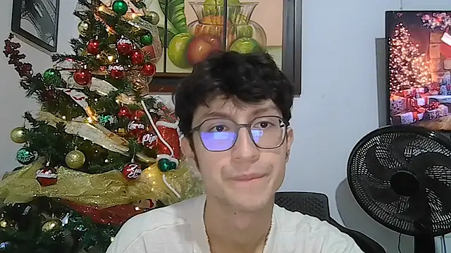 Snapshot of Kevintdx chatting on December 2025 03:13:01 AM Kevintdx online show from December 2025 03:13:01 AM