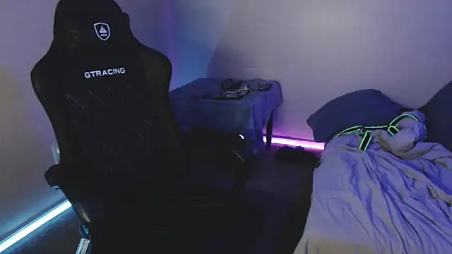 Snapshot of TypicalDepot5 chatting on November 2025 03:39:01 PM TypicalDepot5 online show from November 2025 03:39:01 PM