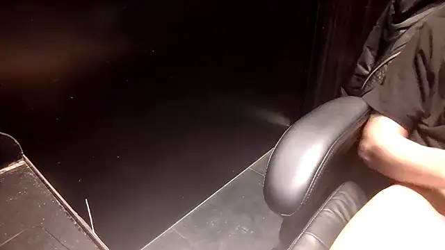 Snapshot of Kento26767 chatting on November 2025 01:36:01 PM Kento26767 online show from November 2025 01:36:01 PM