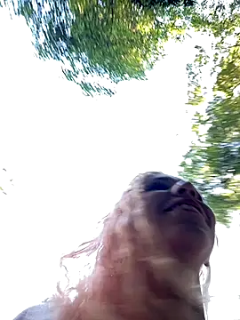 Snapshot of Bruna551 chatting on October 2025 06:50:01 PM Bruna551 online show from October 2025 06:50:01 PM