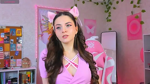 lunariaxoxo online show from November 2025 09:36:02 PM