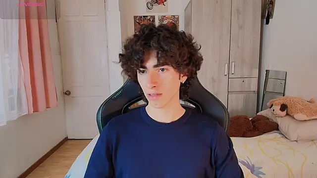 Nude Boy18 online show from January 2026 08:23:02 PM