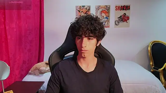 Nude Boy18 online show from July 2026 01:02:02 AM
