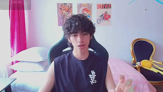 Nude Boy18 online show from July 2026 06:57:02 PM