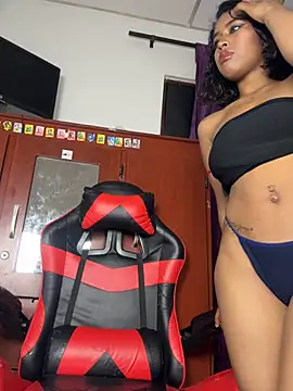 Snapshot of yumi_hanna chatting on July 2026 05:47:02 AM yumi hanna online show from July 2026 05:47:02 AM