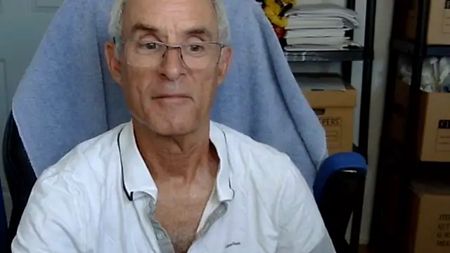 funone1999 online show from April 2026 10:22:02 PM