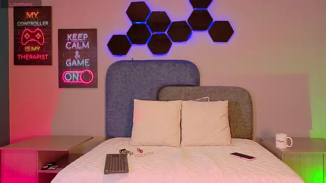 isabellaho1317 online show from November 2025 12:16:02 PM