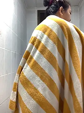 Snapshot of Jake_Chris chatting on November 2025 05:47:01 PM Jake Chris online show from November 2025 05:47:01 PM