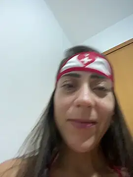 lucioliveira online show from December 2025 03:45:02 AM