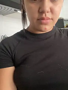 lunita sweet5 online show from December 2025 03:32:01 PM