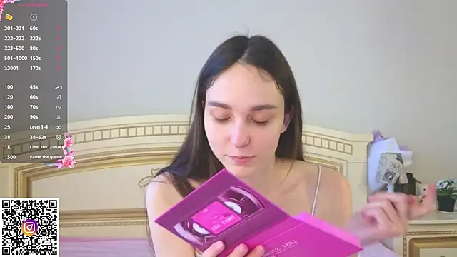 SoftieDream online show from December 2025 06:23:01 AM