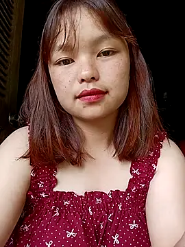 XoiXoi232 online show from September 2025 03:56:01 AM