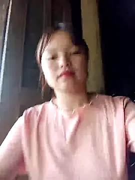 XoiXoi232 online show from October 2025 01:27:02 AM