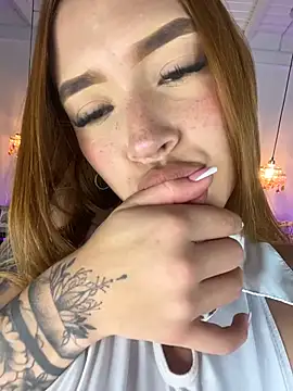 Snapshot of AmberAngelXXX chatting on November 2025 11:19:02 PM AmberAngelXXX online show from November 2025 11:19:02 PM