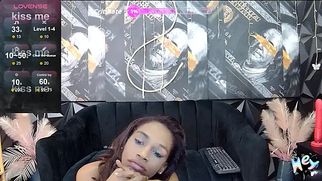 Snapshot of Lilmisbaddyxxx chatting on November 2025 04:11:02 AM Lilmisbaddyxxx online show from November 2025 04:11:02 AM