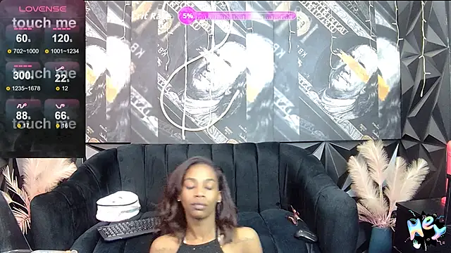 Snapshot of Lilmisbaddyxxx chatting on November 2025 04:51:02 PM Lilmisbaddyxxx online show from November 2025 04:51:02 PM