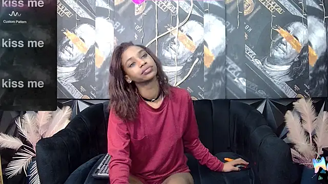 Snapshot of Lilmisbaddyxxx chatting on November 2025 05:18:02 AM Lilmisbaddyxxx online show from November 2025 05:18:02 AM