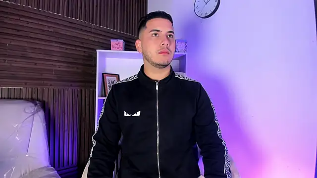 Snapshot of Axel_grey_ chatting on November 2025 12:17:01 PM Axel grey online show from November 2025 12:17:01 PM