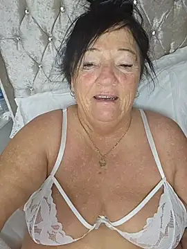 Angeldelightt online show from November 2025 02:07:02 PM