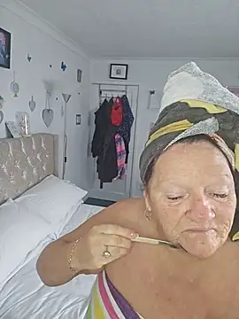 Angeldelightt online show from November 2025 01:43:01 PM