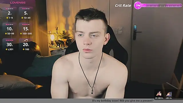 Snapshot of Happydeimos chatting on November 2025 09:49:02 PM Happydeimos online show from November 2025 09:49:02 PM