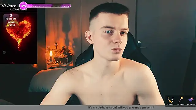 Snapshot of Happydeimos chatting on December 2025 09:31:02 PM Happydeimos online show from December 2025 09:31:02 PM